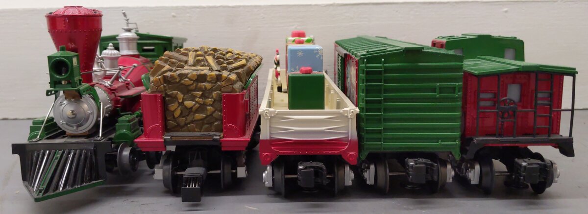 Lionel 6-82716 O Gauge Mickey's Holiday to Remember Christmas Steam Train Set EX