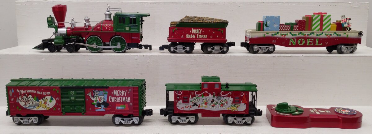 Lionel 6-82716 O Gauge Mickey's Holiday to Remember Christmas Steam Train Set EX