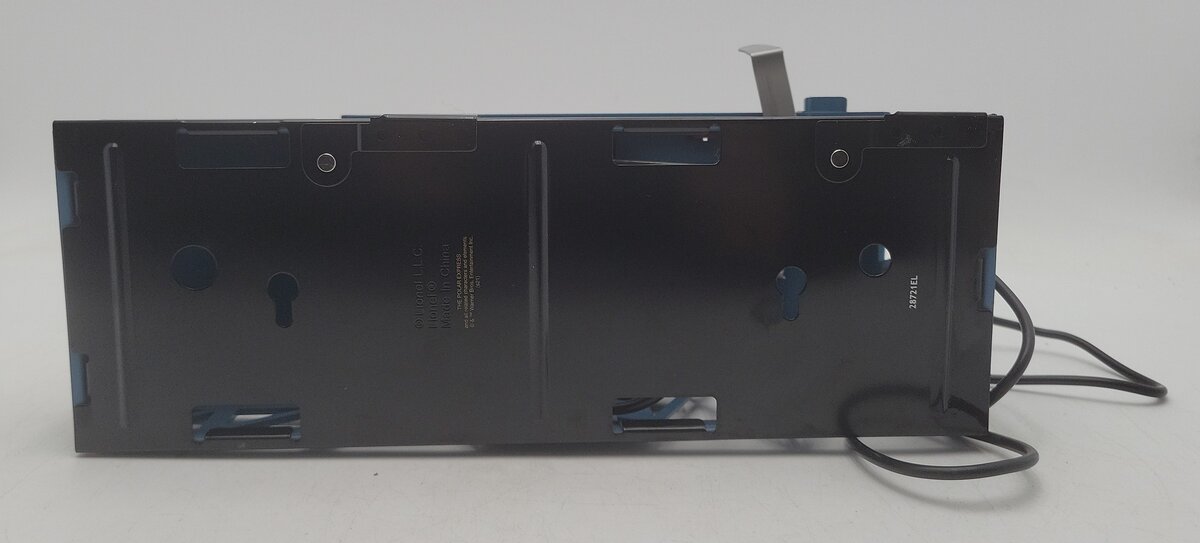 Lionel 2129070 O Polar Express Present Chute Station Ready to Run VG