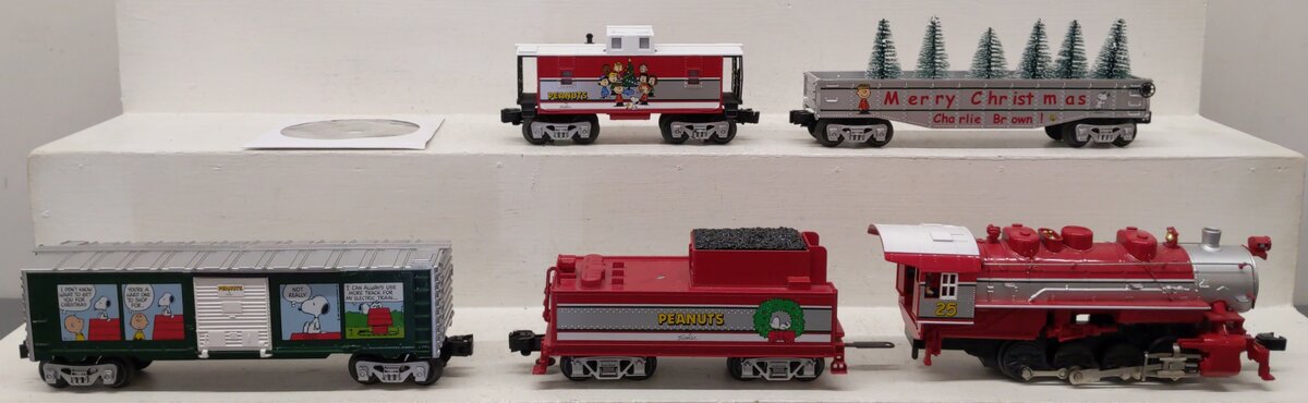 Lionel 6-30193 O Gauge Peanuts Christmas Steam Train Set EX/Box