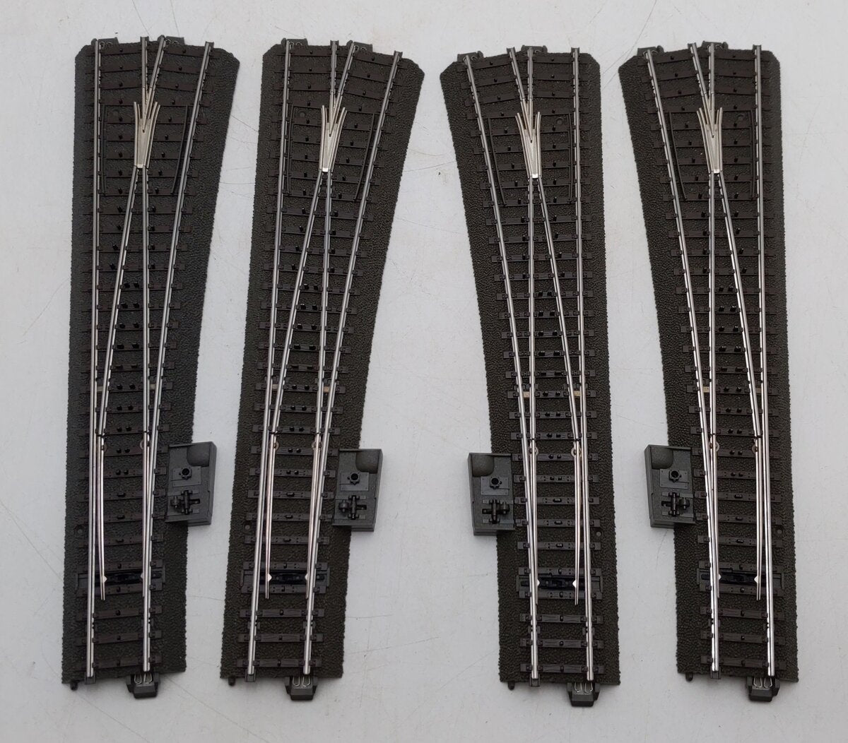 Marklin HO Scale Left/Right Hand Wide Radius C 2-Way Switch Turnouts [4] EX