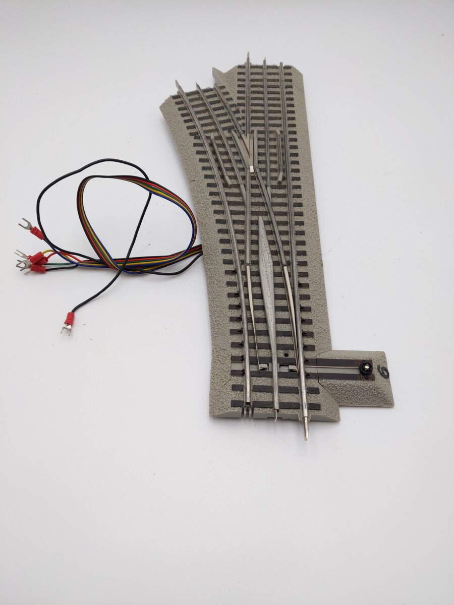 Lionel 6-12048 O72 Nickel Silver FasTrack Left Hand Remote Switch Turnout VG