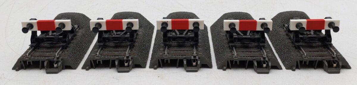 Marklin 24977 HO Scale C Track End with Bumpers [5] EX