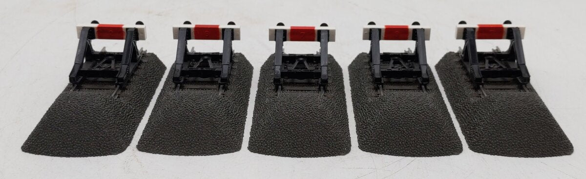 Marklin 24977 HO Scale C Track End with Bumpers [5] EX