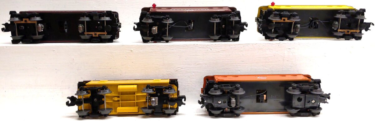 Lionel Assorted O Gauge Caboose [5] EX