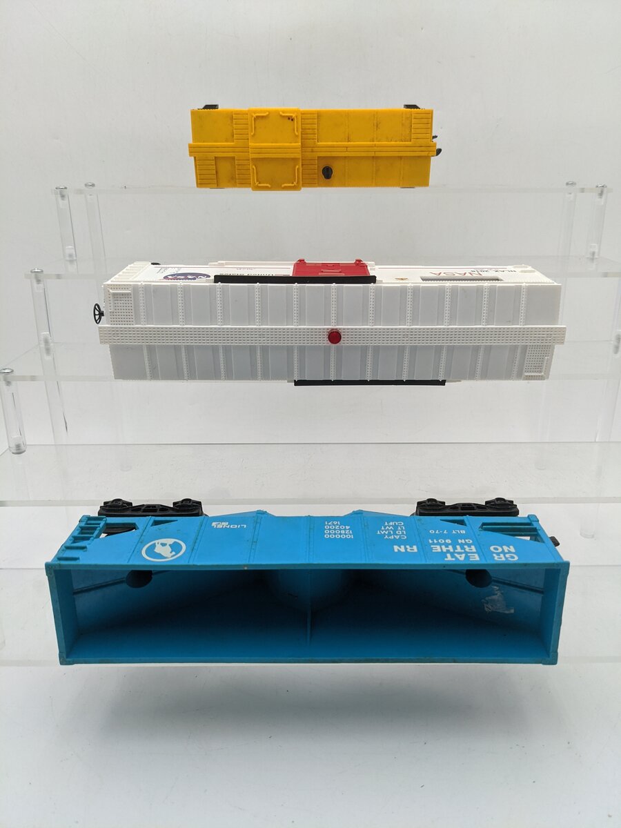 Lionel O Gauge Assorted Train Cars [3] EX
