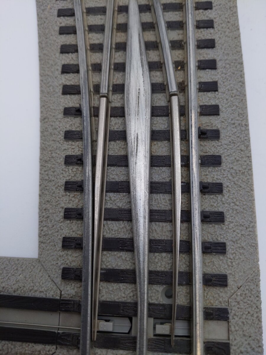 Lionel 6-12048 O72 Nickel Silver FasTrack Left Hand Remote Switch Turnout VG
