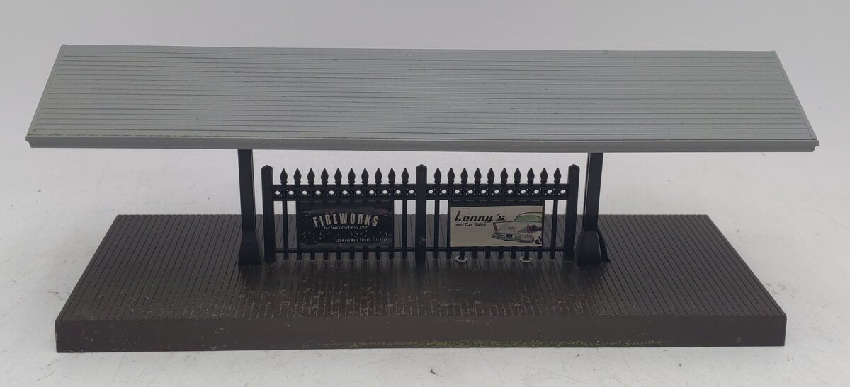 MTH 30-9006 O Gauge Passenger Station Platform (Gray Roof/Brown Base) EX