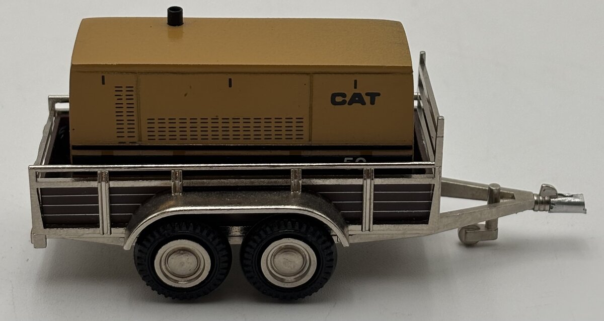 NZG 373 1:50 Chrome 2-Axel Utility Trailer w/CAT Generator Diecast EX