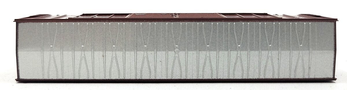 Roundhouse 8281 N Scale Western Pacific Box Car #38141 LN/Box