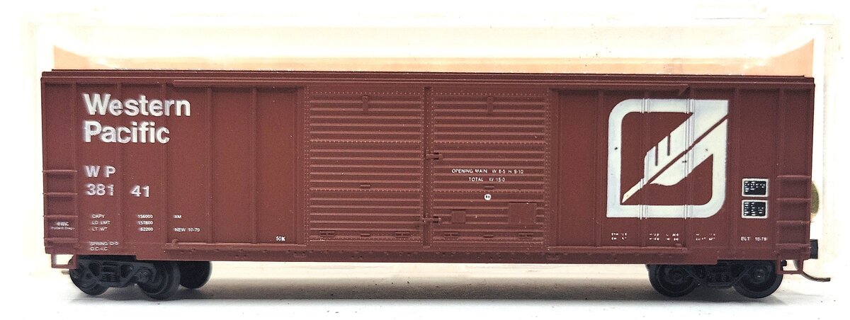 Roundhouse 8281 N Scale Western Pacific Box Car #38141 LN/Box