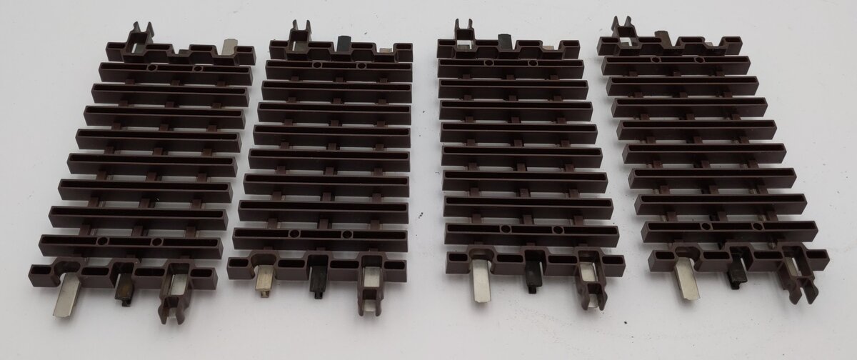 Atlas 6051 O Nickel Silver 4-1/2" Straight Track with Brown Ties [4] EX