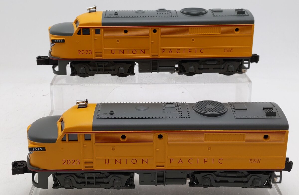 Lionel 6-38354 O Gauge Union Pacific AA Alco Diesel Locomotives Only EX/Box