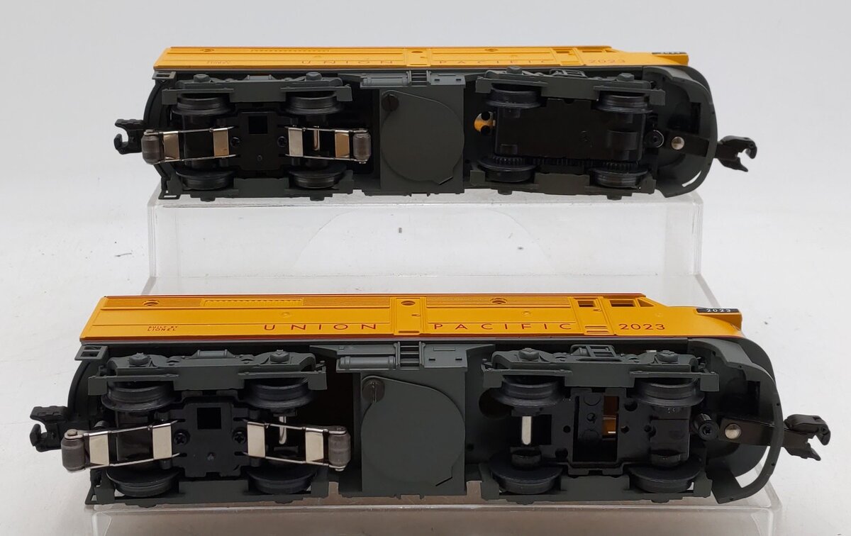 Lionel 6-38354 O Gauge Union Pacific AA Alco Diesel Locomotives Only EX/Box