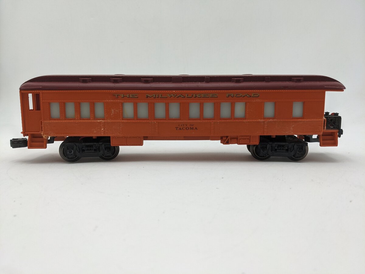 Lionel 6-9504 O Gauge Milwaukee Road "City Of Tacoma" Coach Car