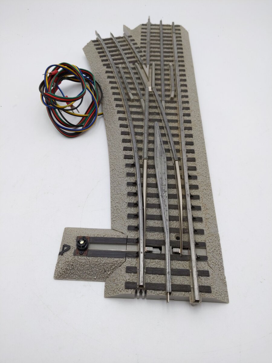 Lionel 6-12048 O72 Nickel Silver FasTrack Left Hand Remote Switch Turnout VG