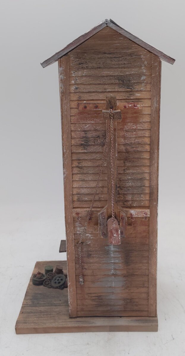 O Gauge Wooden Water Column Tower LN