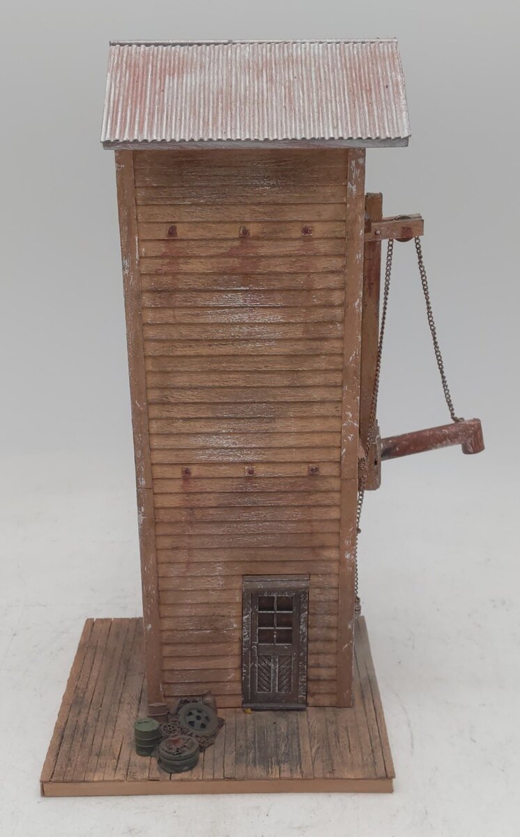 O Gauge Wooden Water Column Tower LN