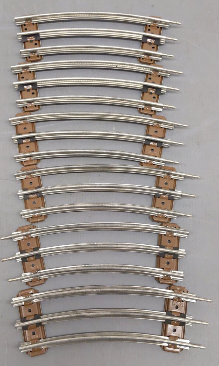 Lionel O Gauge Assorted Curved and Straight Track Sections  [45] VG