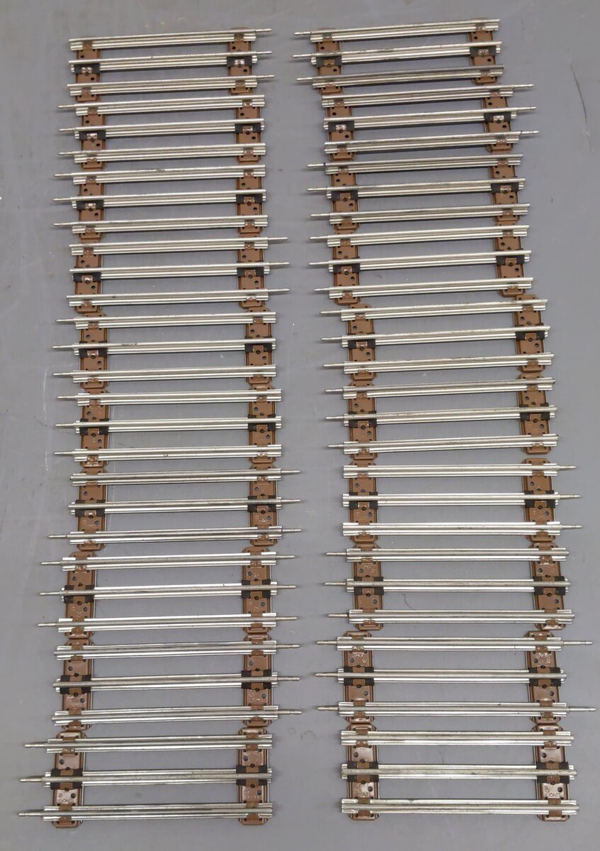 Lionel O Gauge Assorted Curved and Straight Track Sections  [45] VG