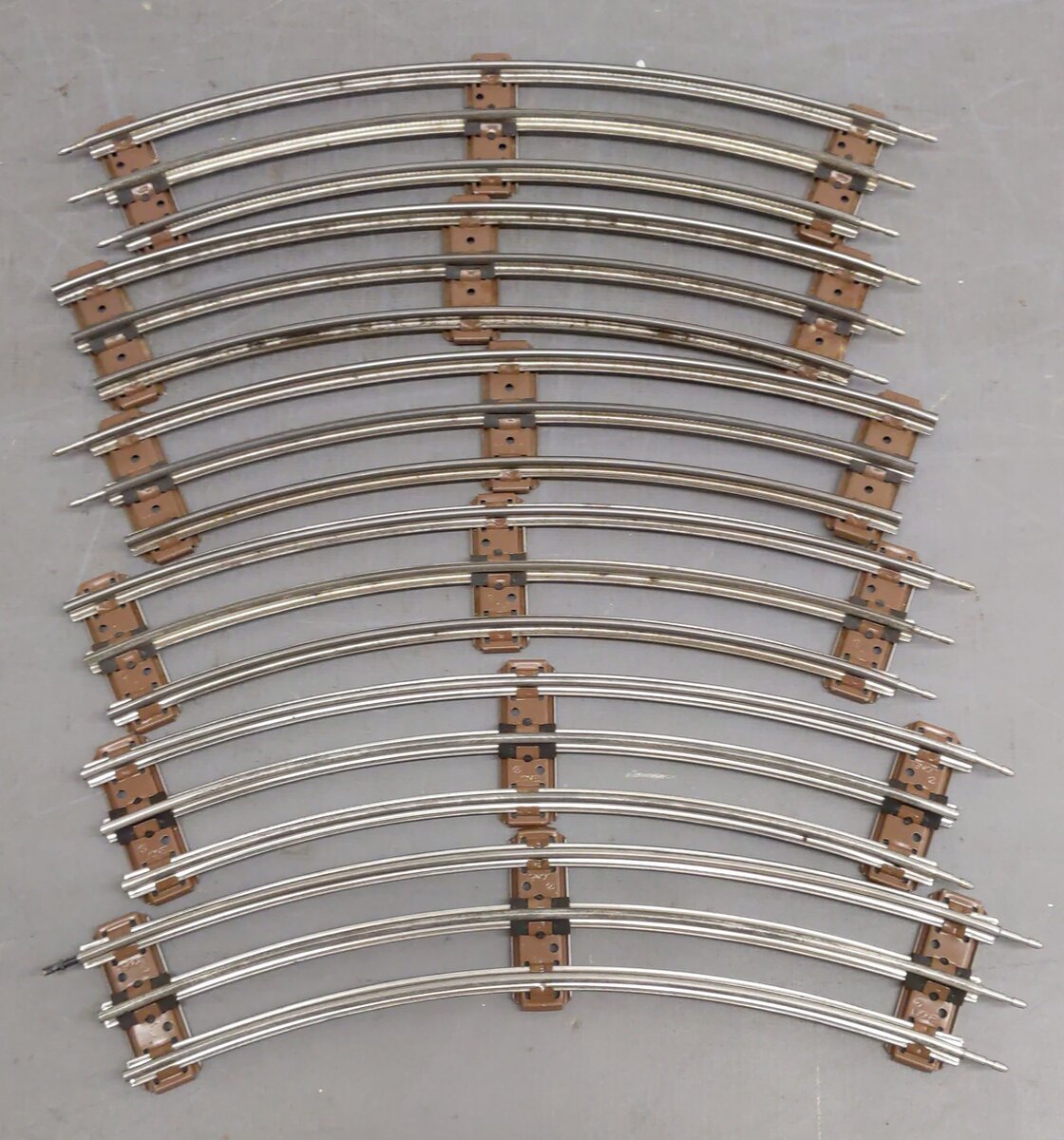 Lionel O Gauge Assorted Curved and Straight Track Sections  [45] VG