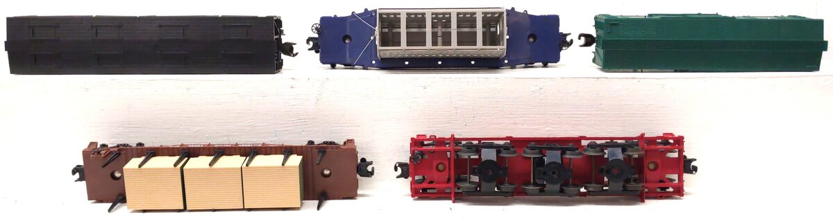 Lionel Assorted O Gauge Freight Cars [5] EX