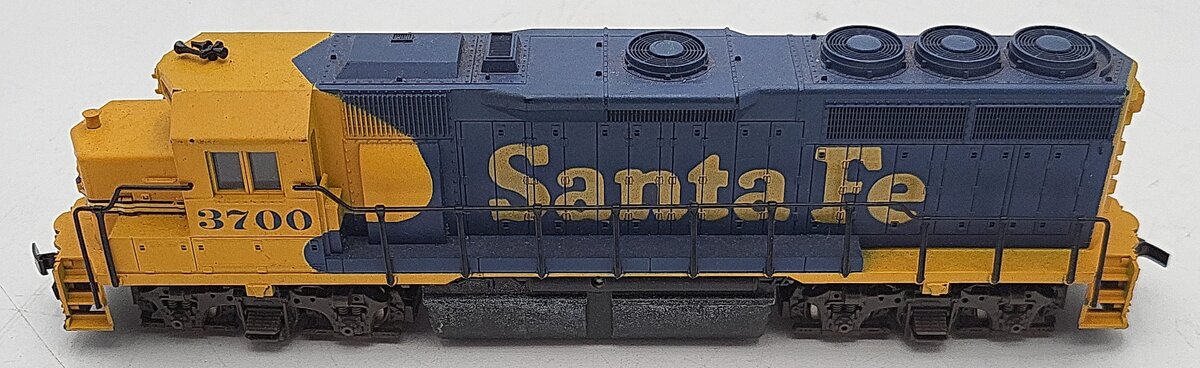Atlas 7031 HO Santa Fe GP40 Diesel Locomotive #3700 VG