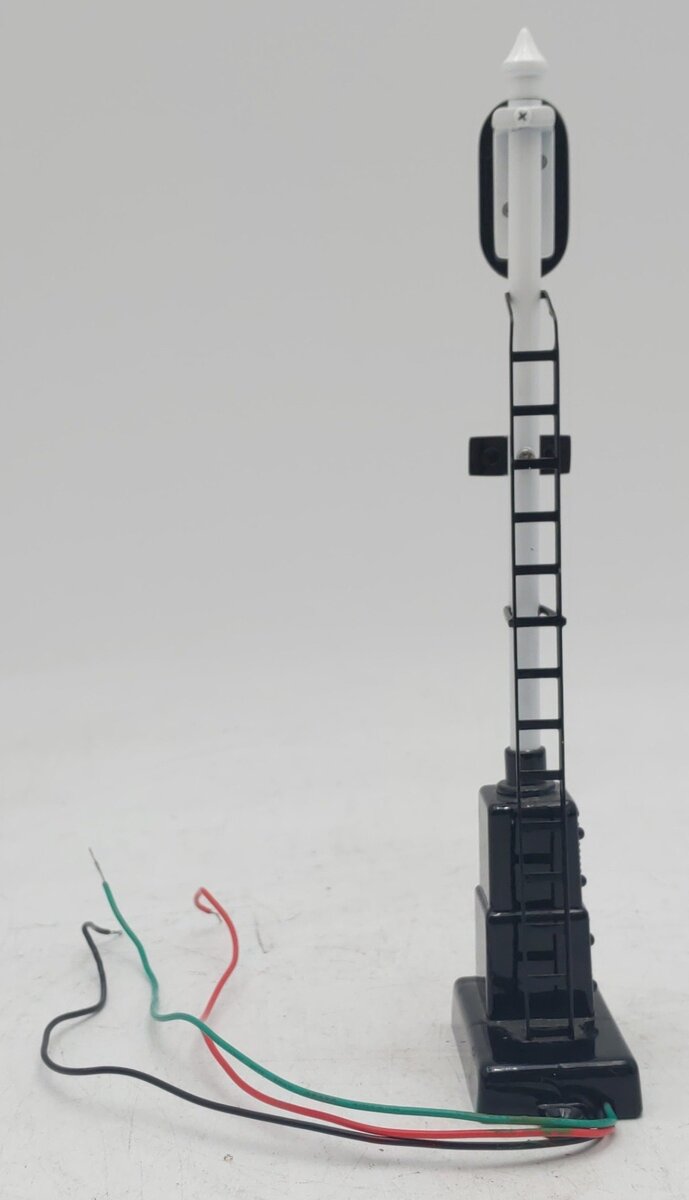 MTH 30-11036 O Scale Vertical 3-Color Block Signal VG