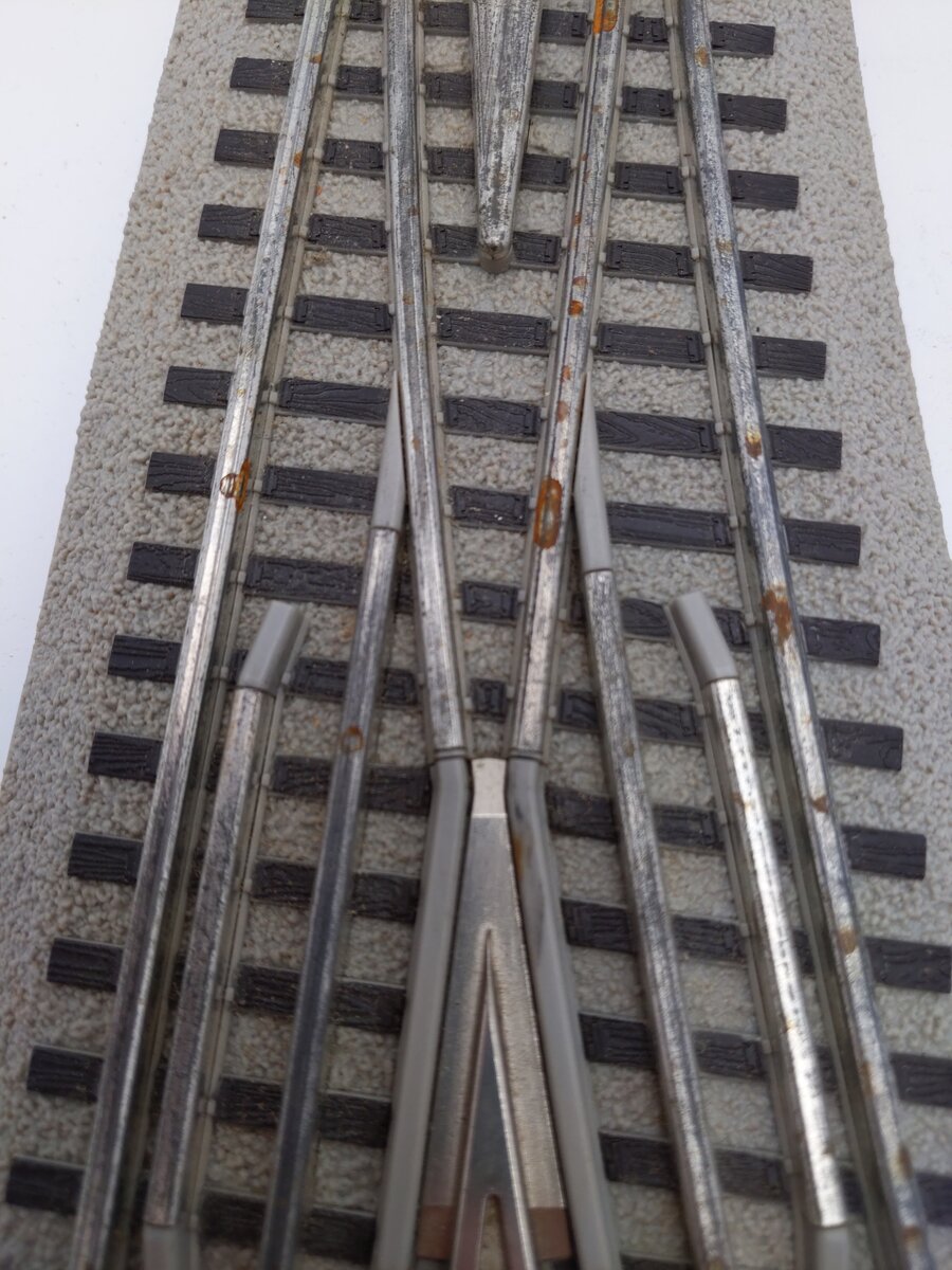 Lionel 6-12048 O72 Nickel Silver FasTrack Left Hand Remote Switch Turnout VG