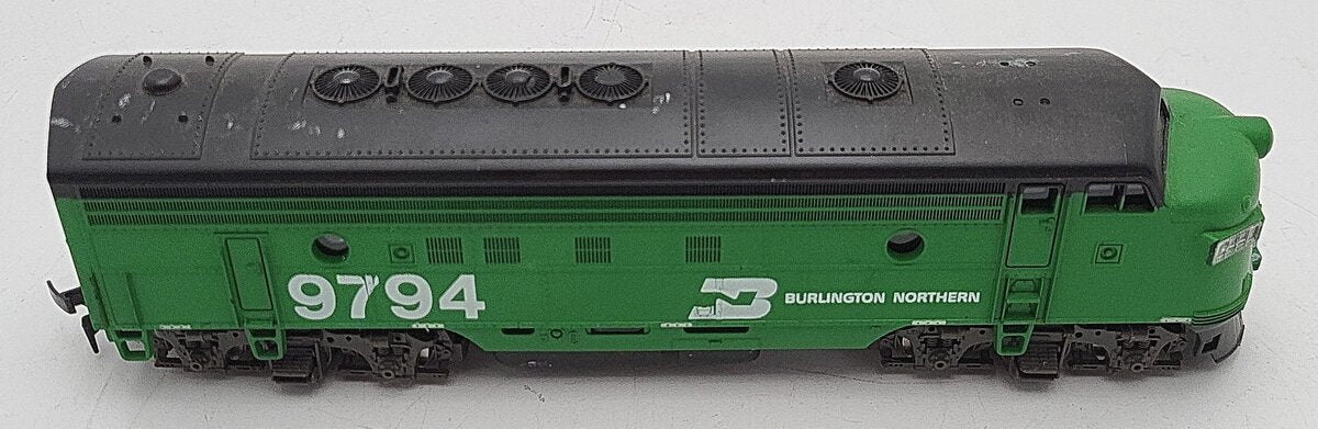 Atlas 7049 HO Scale Burlington Northern FP7 Diesel Locomotive #9794 VG