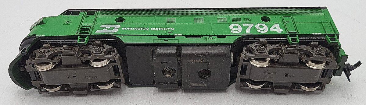 Atlas 7049 HO Scale Burlington Northern FP7 Diesel Locomotive #9794 VG