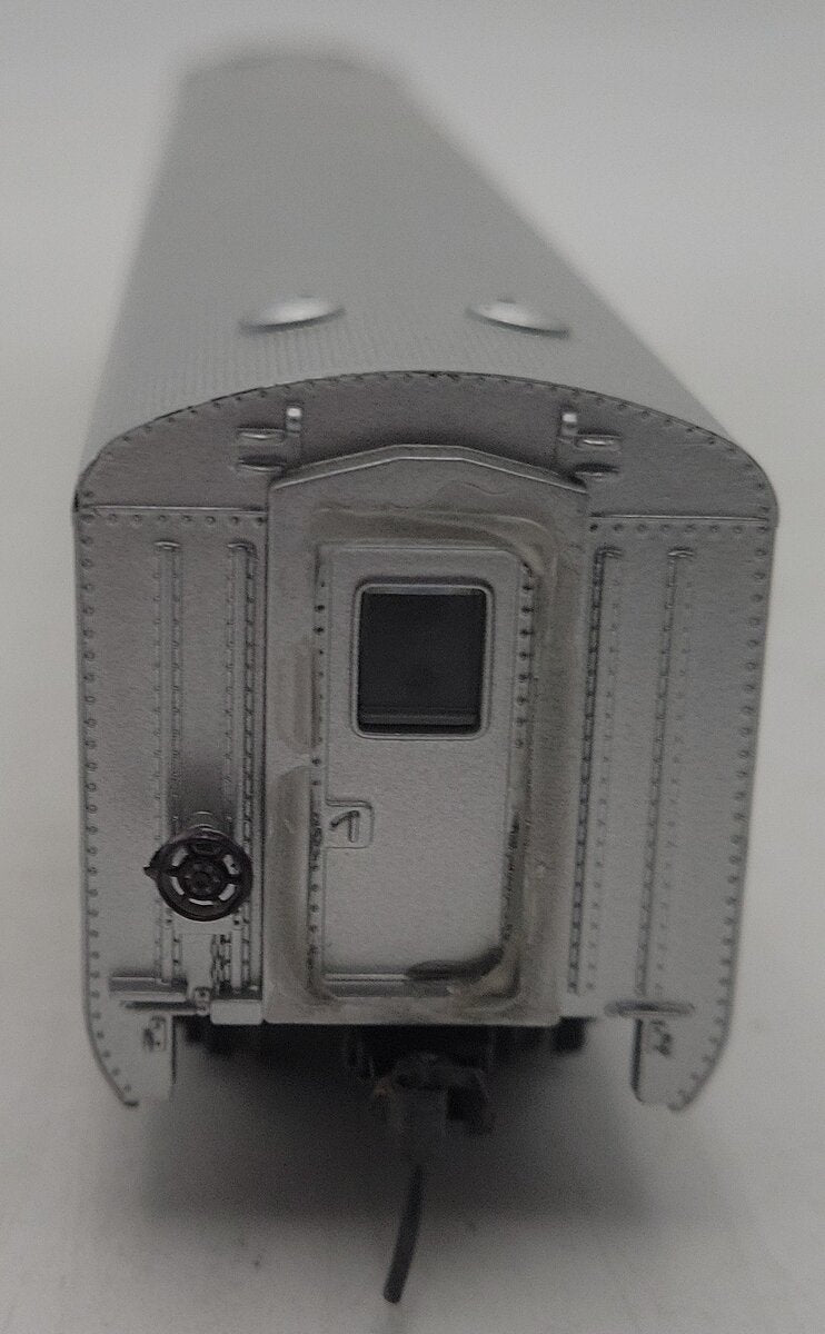 Athearn 1799 HO Scale Amtrak Streamline Diner Car #8039 EX