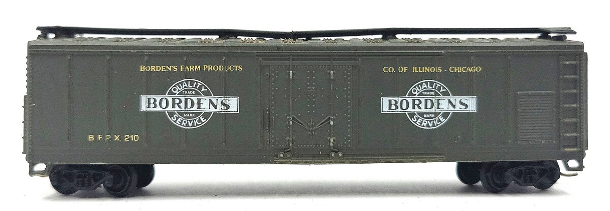 Life Like 7718 N Scale Borden's Farm Products 50' Mechanical Reefer #210 LN