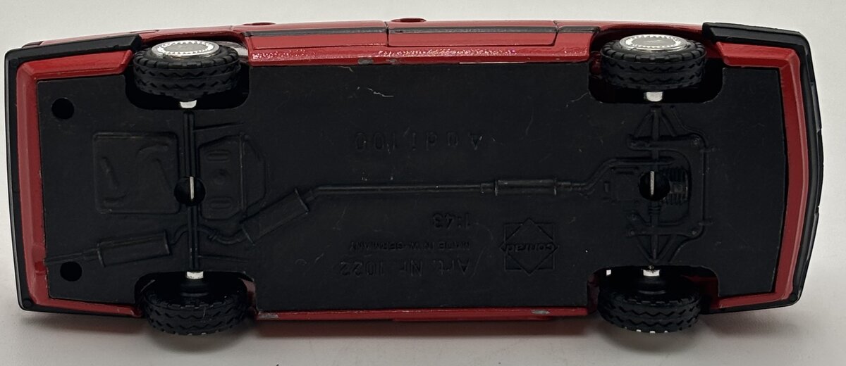 Conrad 1022 1:43 Red Audi 100 EX
