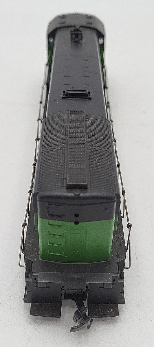 Athearn 3401 HO Burlington Northern U2BB Powered Diesel Locomotive #5450 VG