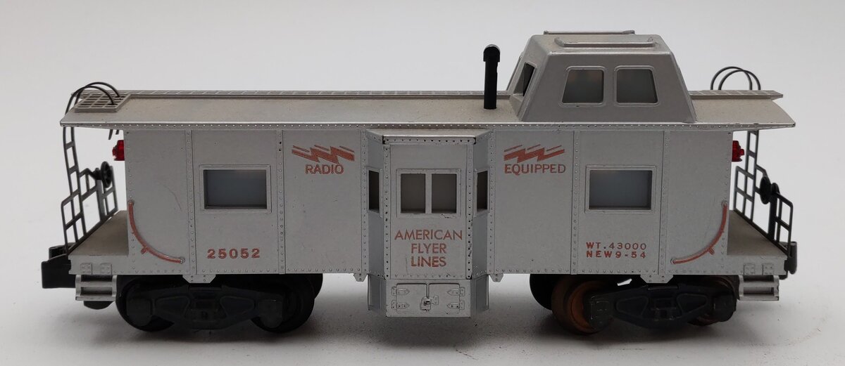 American Flyer 25052 S Gauge Vintage Operating Action Bay Window Caboose VG