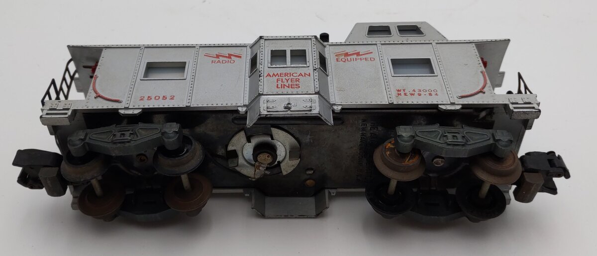 American Flyer 25052 S Gauge Vintage Operating Action Bay Window Caboose VG