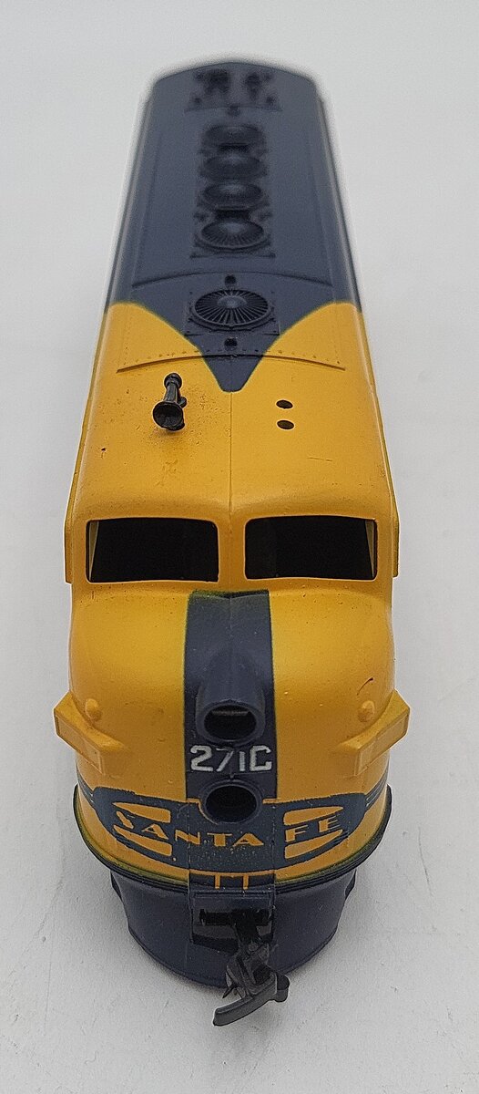 Athearn 271C HO Santa Fe Diesel Locomotive #271C VG