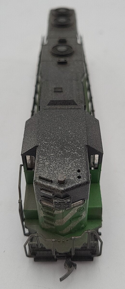 Atlas 7022 HO Custom Weathered Burlington Northern GP38 Diesel Locomotive #2074