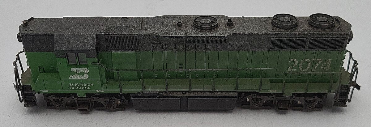 Atlas 7022 HO Custom Weathered Burlington Northern GP38 Diesel Locomotive #2074