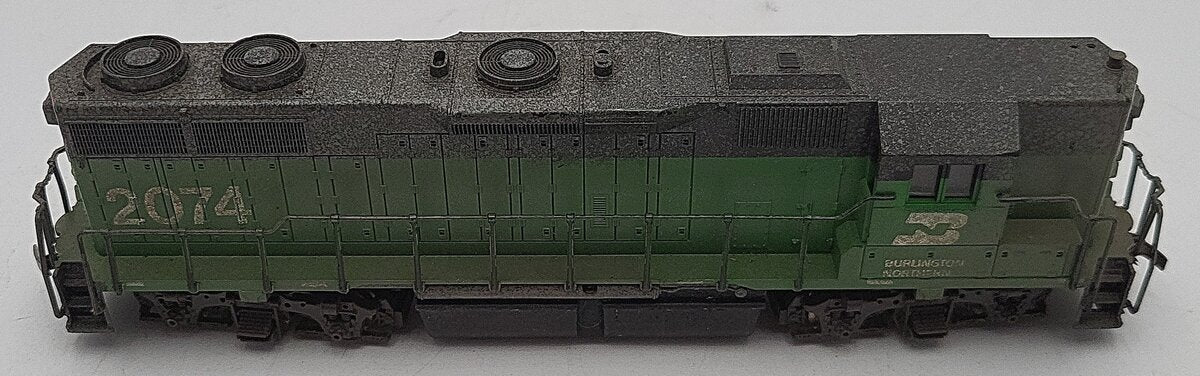 Atlas 7022 HO Custom Weathered Burlington Northern GP38 Diesel Locomotive #2074