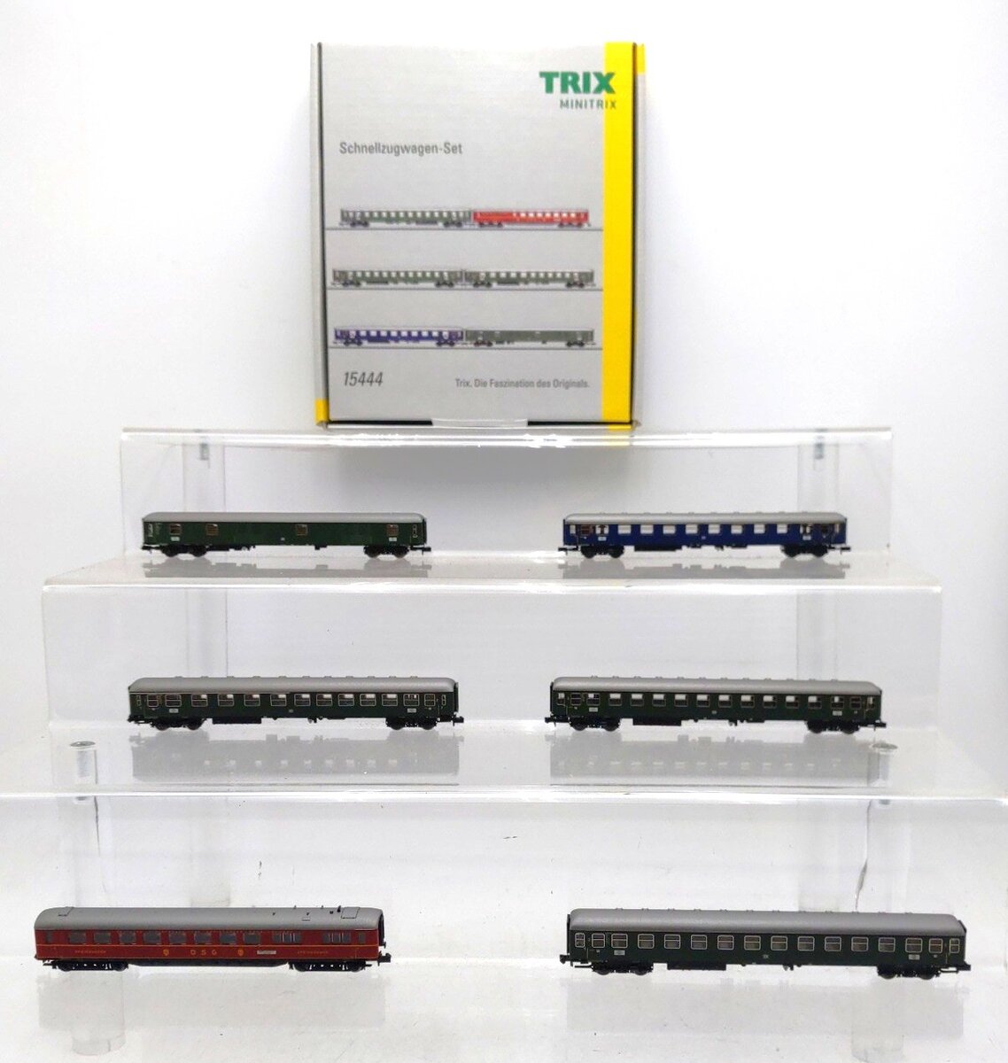 Trix 15444 N German Service Company DSG Express Train Passenger Car (Set of 6) LN/Box