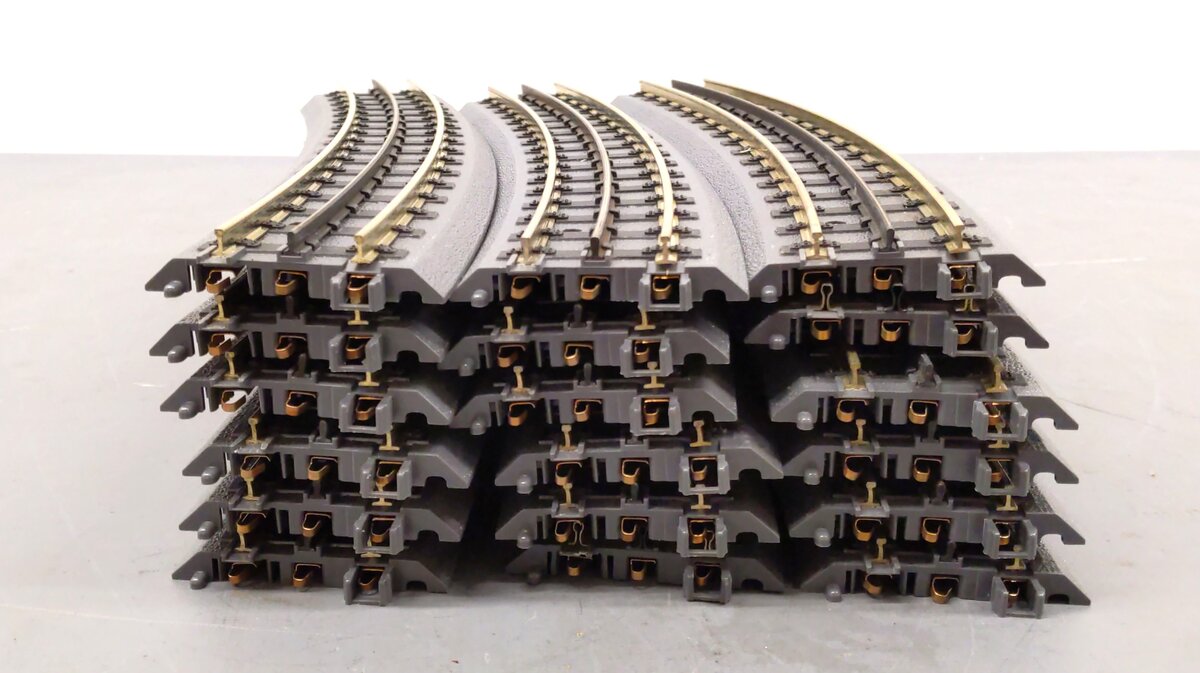 MTH 40-1010 RealTrax O-72 Curved Track- Solid Rails (18) EX