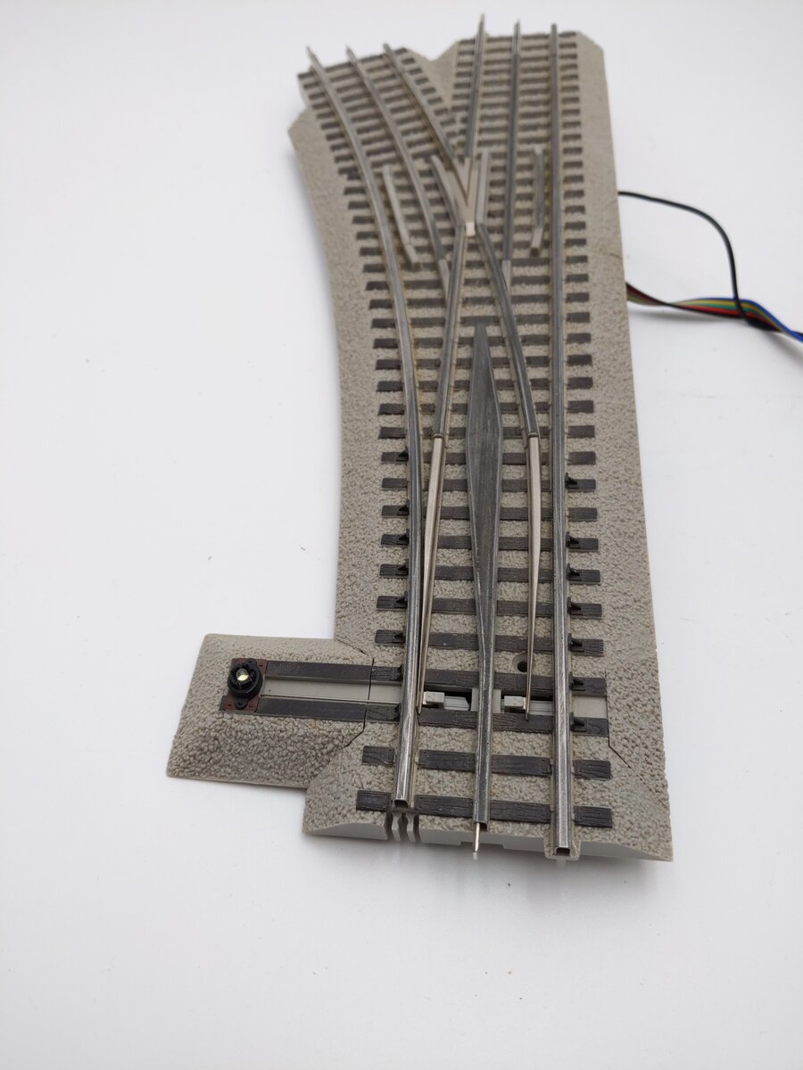 Lionel 6-12048 O72 Nickel Silver FasTrack Left Hand Remote Switch Turnout VG