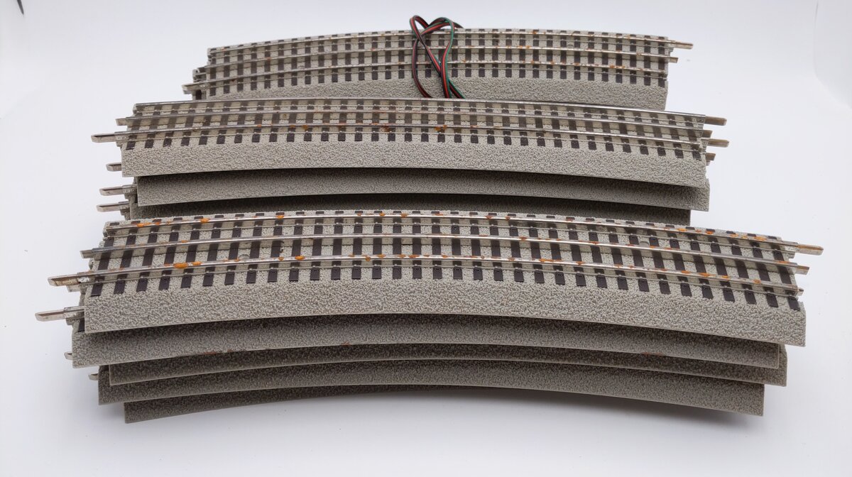 Lionel 6-12041 FasTrack O72 Full Curve Track Sections (16) VG