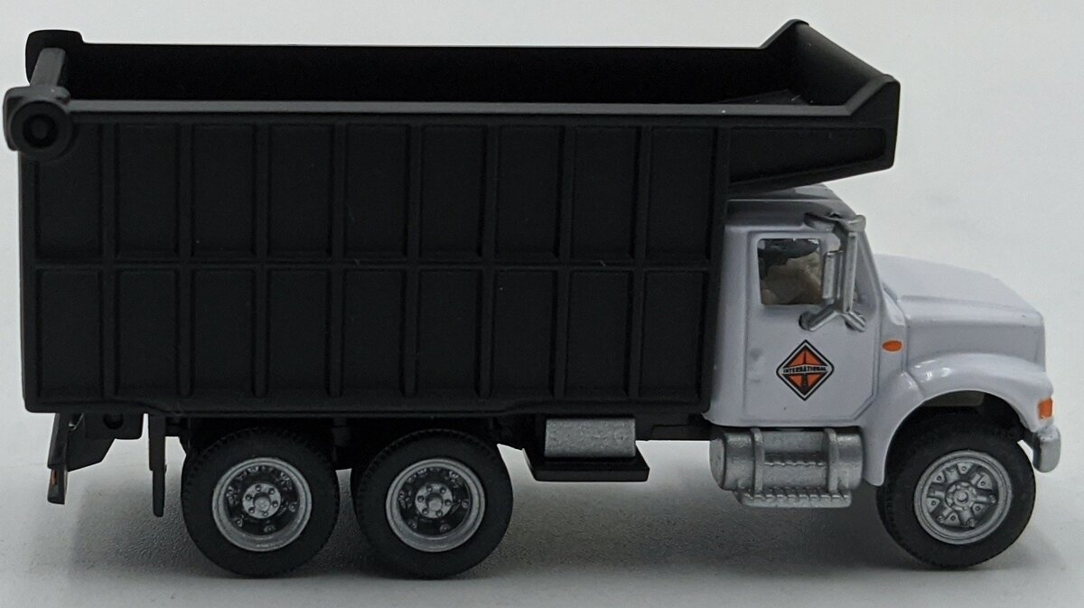 Boley 4015 1:87 Diecast Silver Black Triple Axle Coal Dump International Truck LN