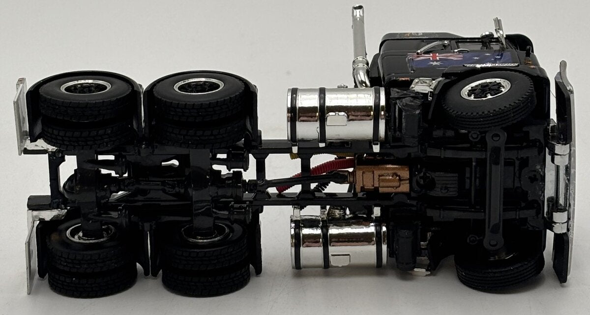 WSI 04-2079 1:50 Premium Line Mack F700 6x4 Left-Hand Drive Tractor LN/Box