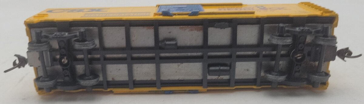 Athearn HO Scale CSX Boxcar #723090 EX