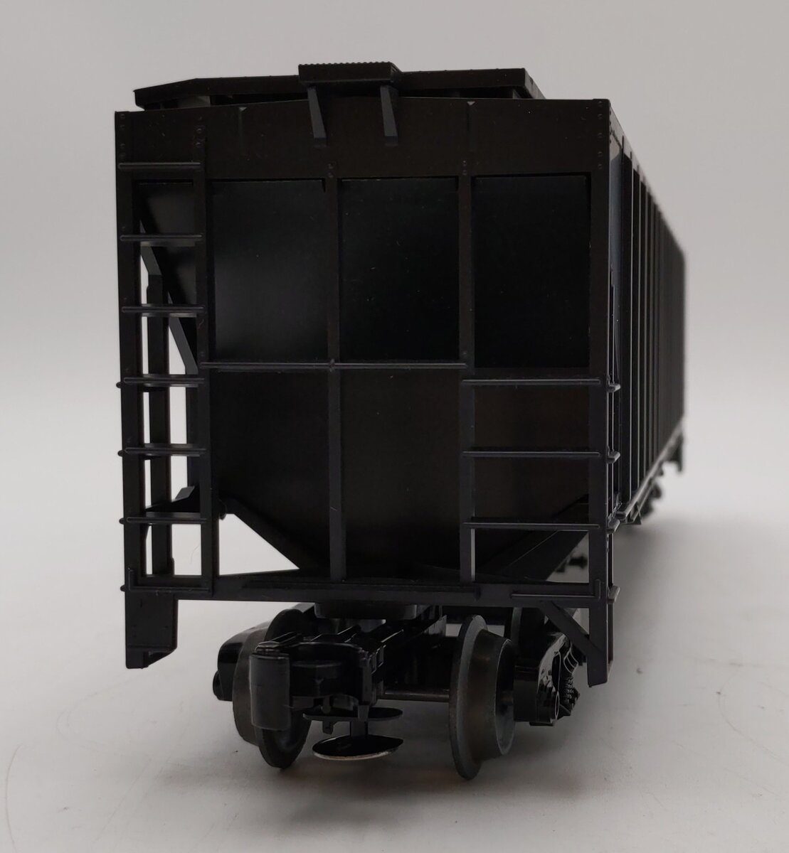 Weaver O Scale PS-2 Central Discharge Hopper Undecorated 3 Rail LN/Box