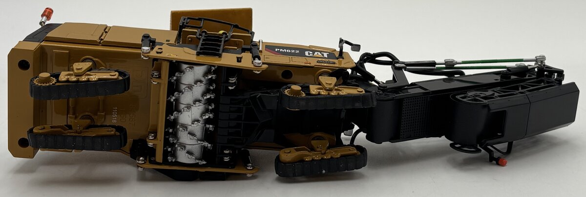 DieCast Masters 85587 1:50 Caterpillar PM622 Cold Planer EX/Box